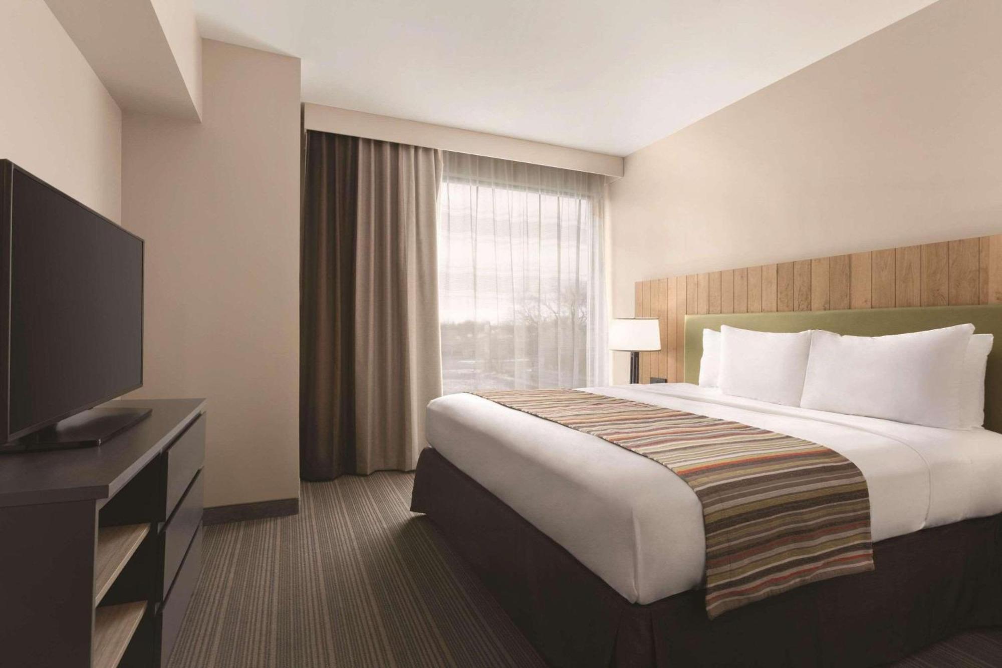 Country Inn & Suites By Radisson, Belleville, On Dış mekan fotoğraf