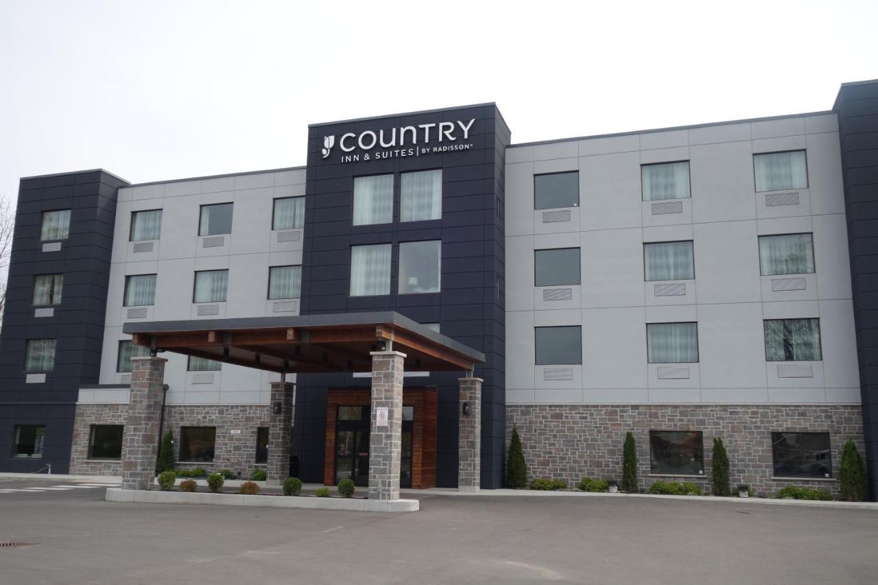 Country Inn & Suites By Radisson, Belleville, On Dış mekan fotoğraf